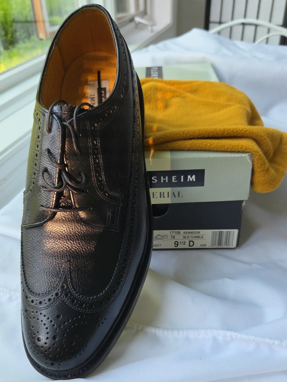 Florsheim Imperial Black Leather Wingtip Kenmore Never Worn